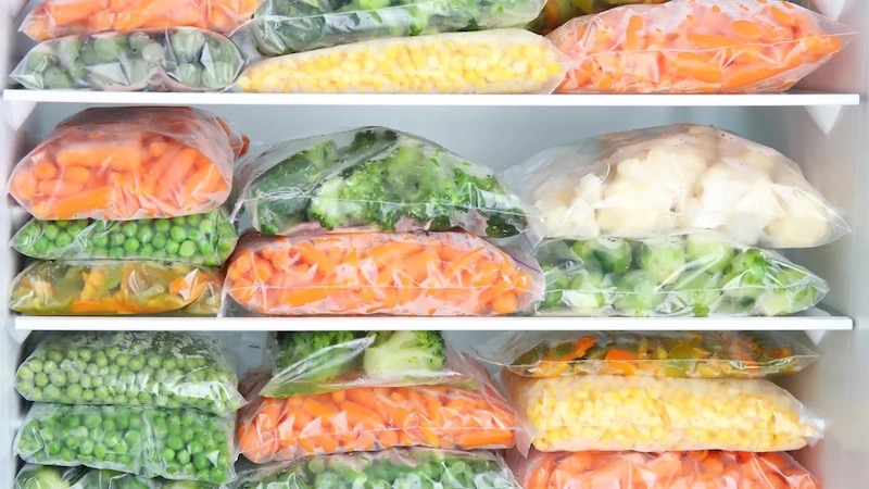 verdura in sacchetti da freezer