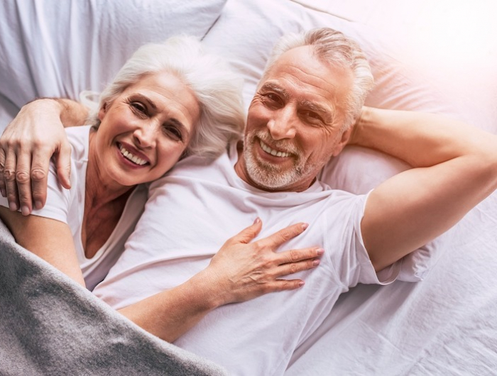 Quante ore bisogna dormire in base all’età e come migliorare la qualità del sonno?