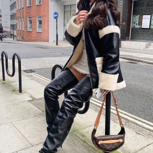 Stivali sopra il ginocchio: look e abbinamenti creati per valorizzare le gambe!