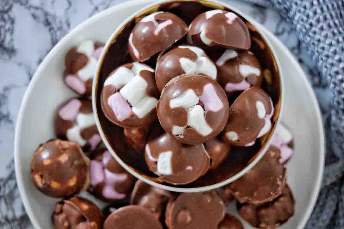 cioccolatini san valentino 2023 marshmallows cioccolato al latte