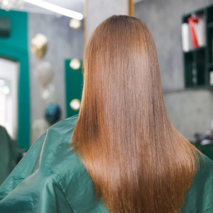 Trattamento laminazione capelli a casa: una chioma dall’effetto specchio fai da te!