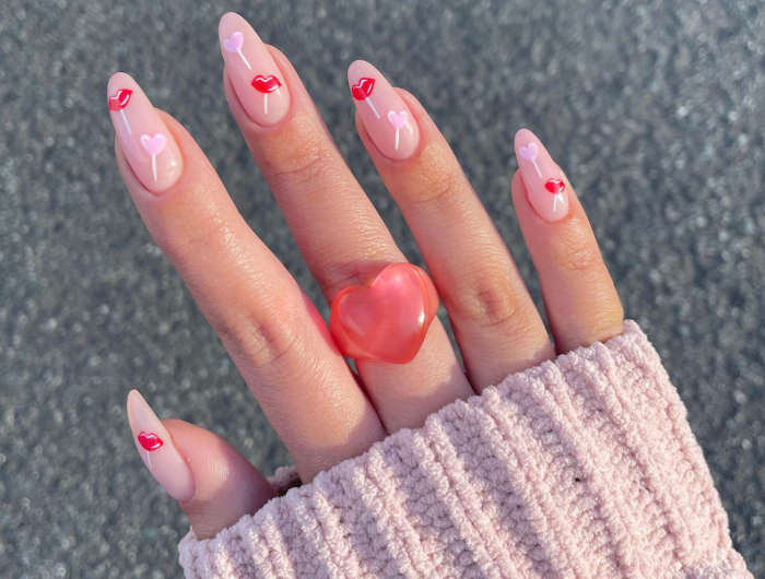 Unghie San Valentino 2023: design e colori oltre al solito smalto rosso!