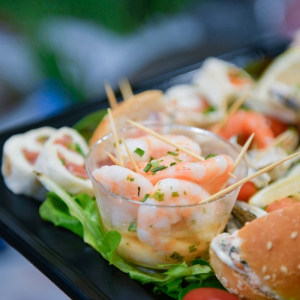 Solo 5 minuti per preparare facilmente un Apericena per San Valentino!