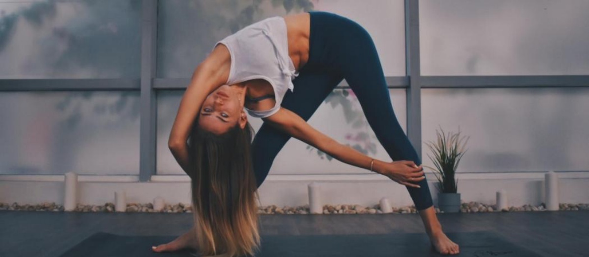 fare yoga uscire dalla depressione con esercizi
