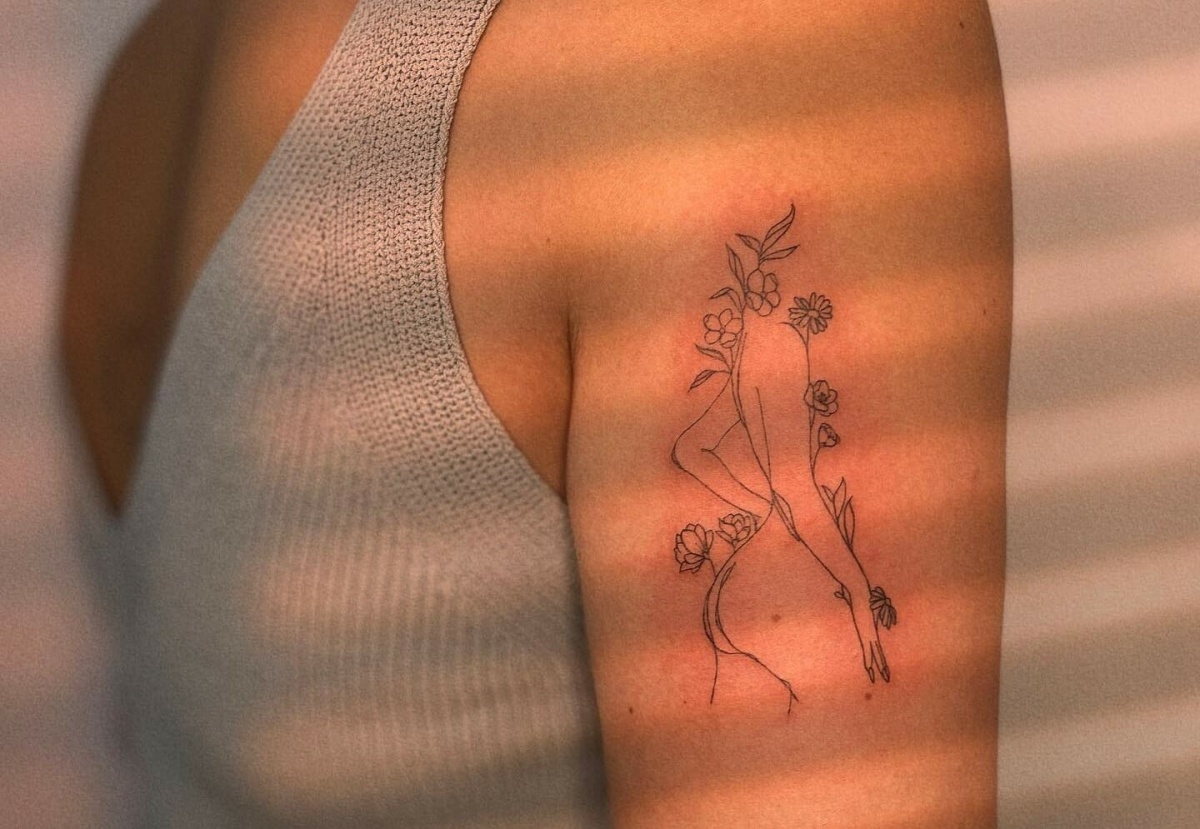 tatuaggio donna stile astratto disegno braccio