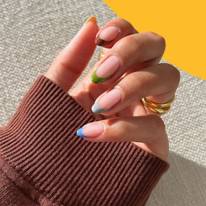 Tendenze French Manicure 2023: i colori e le tecniche da utilizzare per unghie moderne!