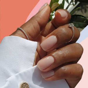 Le Milky Nails 2023 Diventano Popolari! Ecco Perché Scegliere Le Unghie Color Latte!