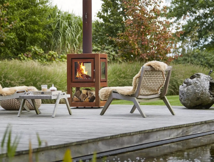 Come scegliere il caminetto da esterno in base al combustibile