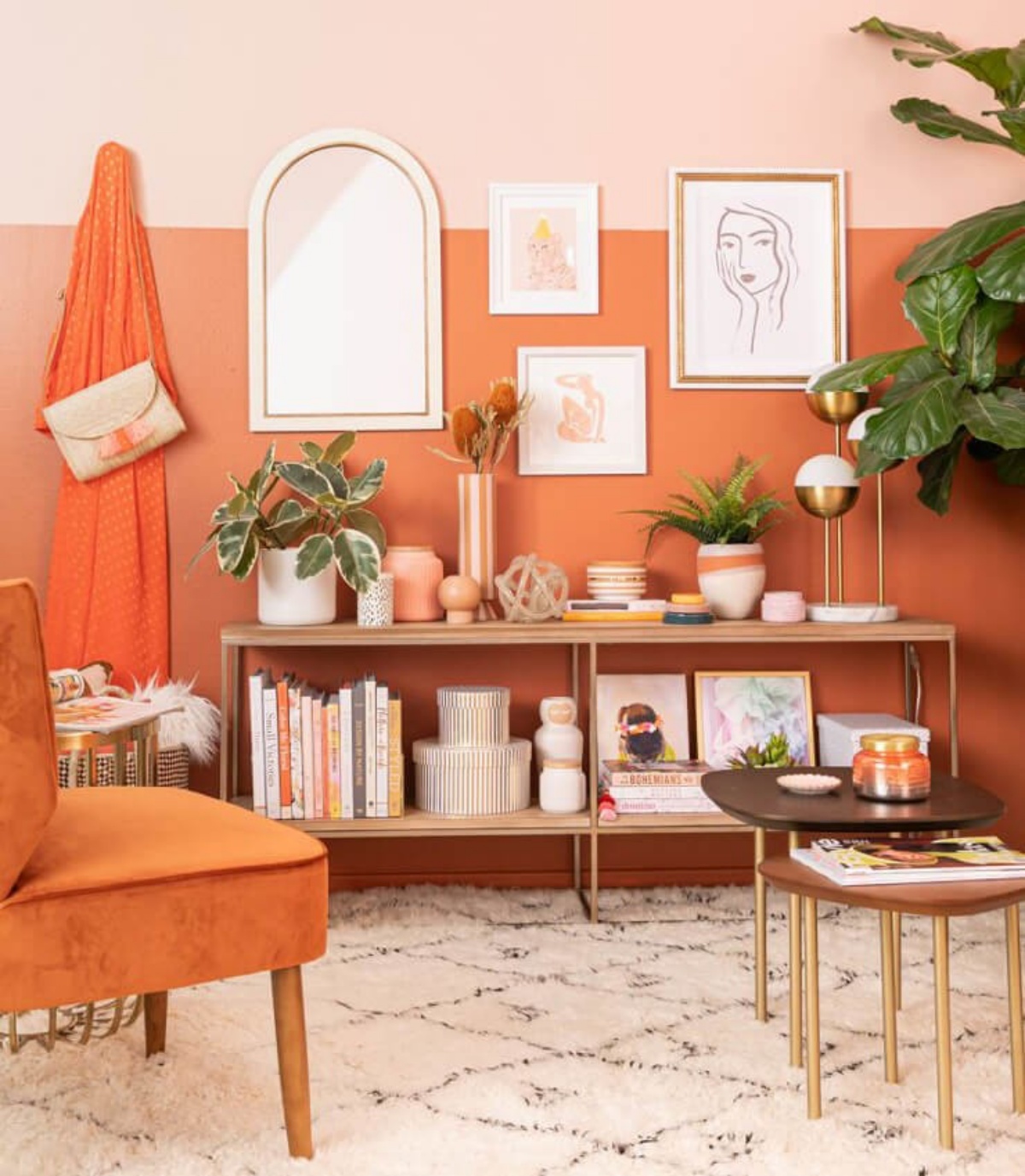 color albicocca per interni soggiorno con pareti colorate