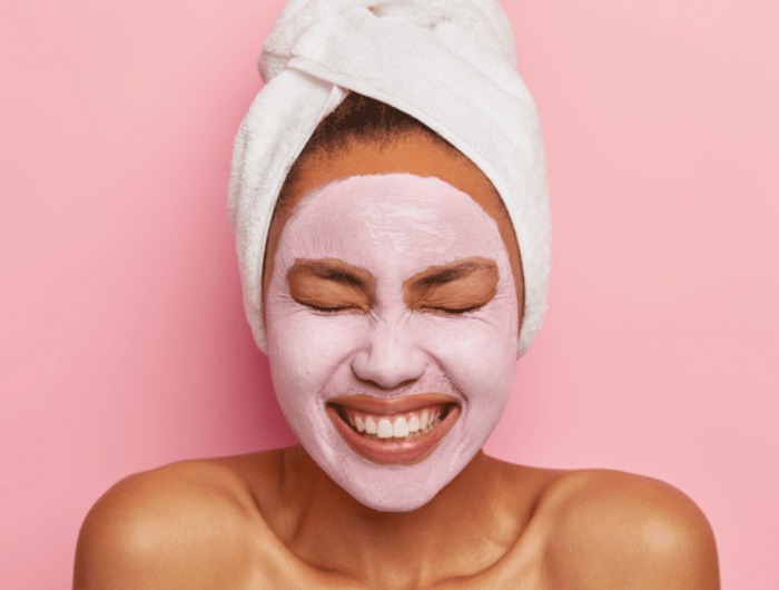 Benefici dell’argilla sulla pelle: freschezza, luminosità e sicuramente un viso ringiovanito!