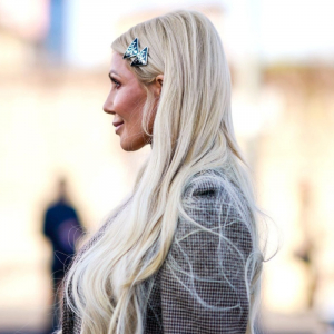 Acconciature per capelli lunghi e biondi facili da fare anche a casa