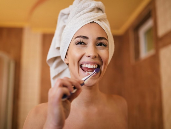 Come scegliere e usare un idropulsore dentale a casa per denti sempre puliti?