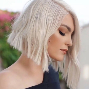 Capelli a caschetto asimmetrico: il taglio originale per acconciature giovanili!