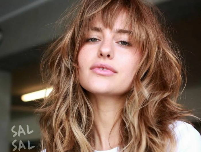 Wolf cut da donna: il taglio degli anni ’80 che ritorna in voga