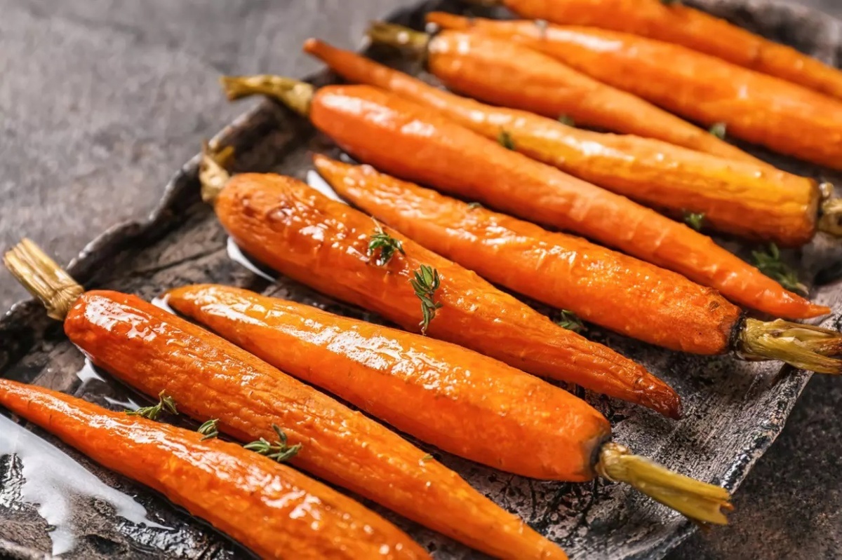carote glassate contorno di stagione per la carne
