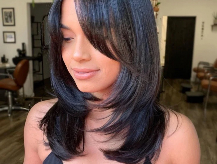 Tagli di capelli medi autunno 2023: acconciature semplici ed eleganti!