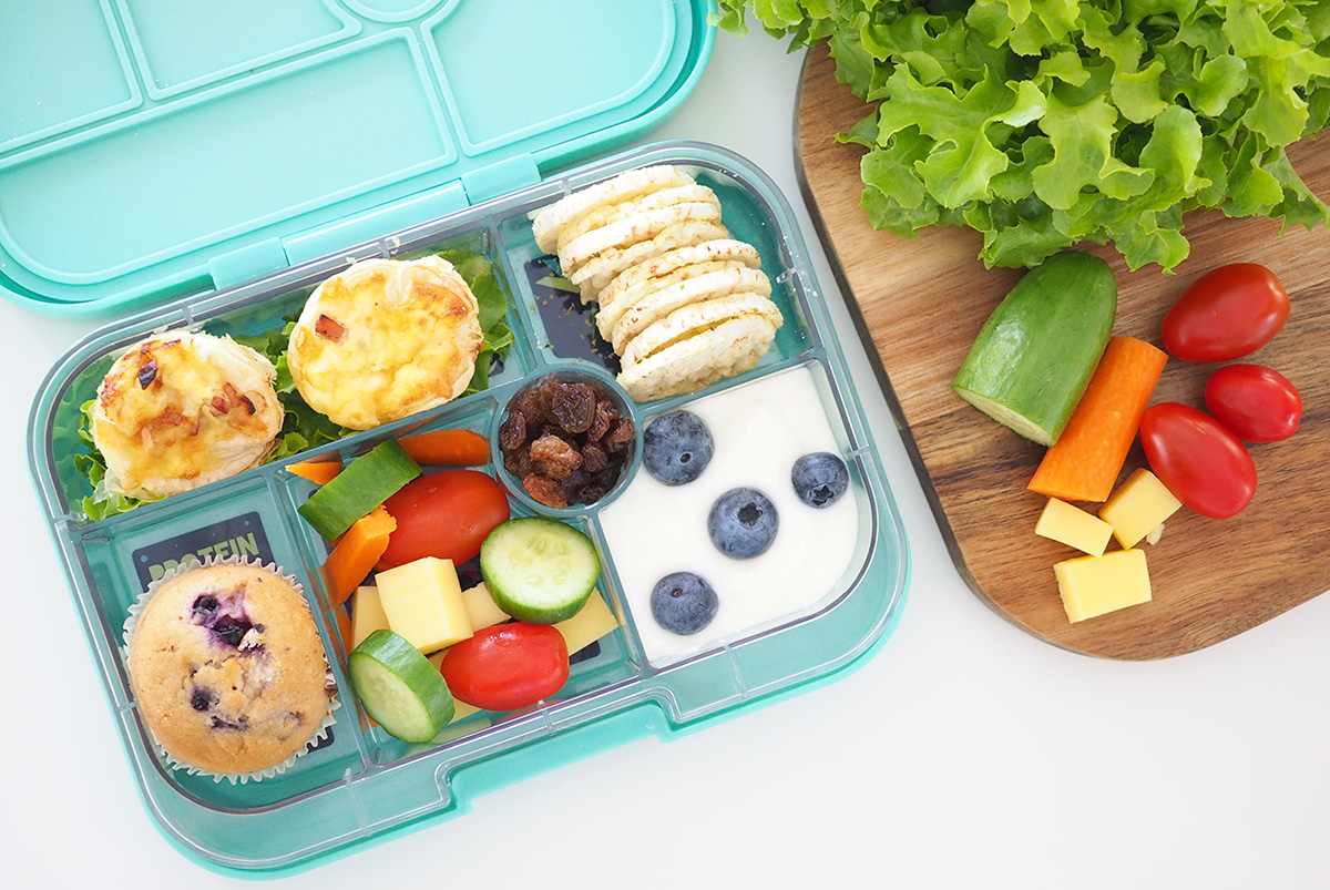 idee per merenda da portare a scuola scatola con frutta e verdura