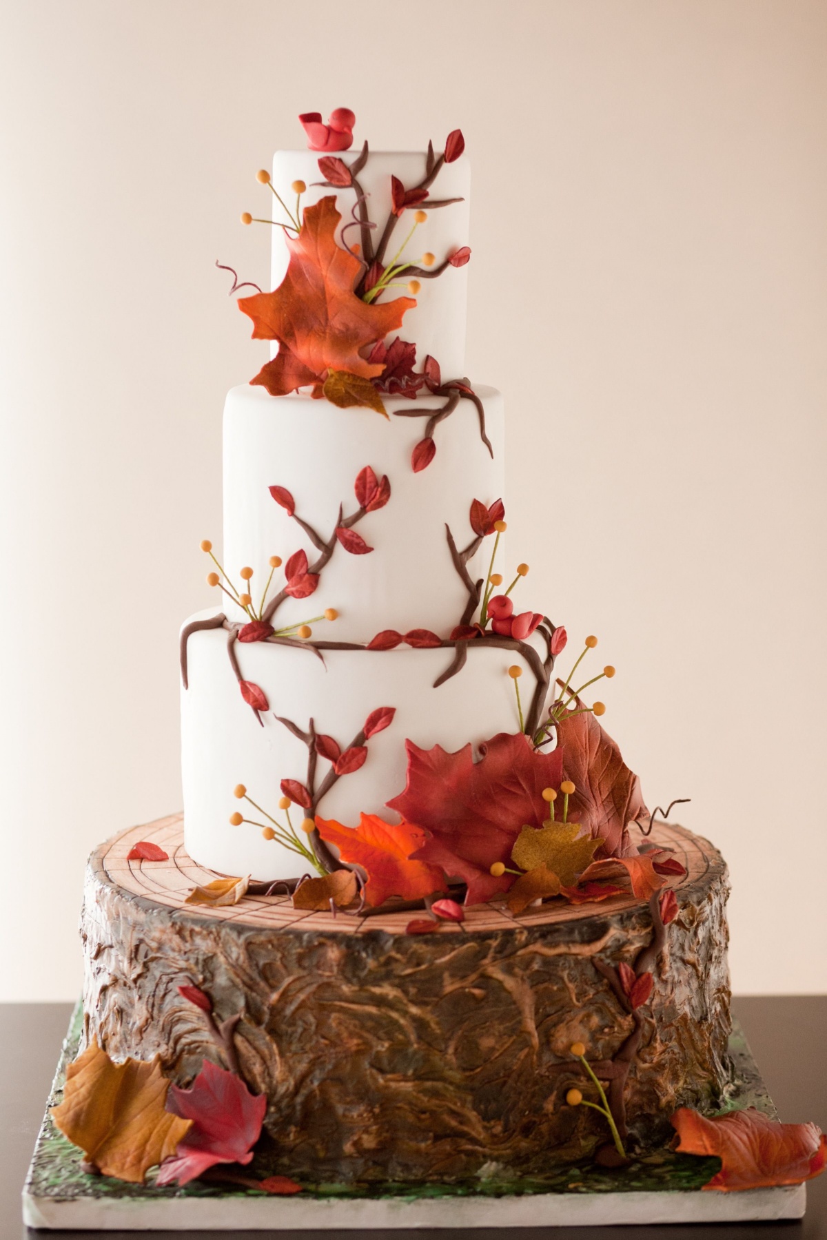 torta matrimonio tema autunnale foglie rami secchi