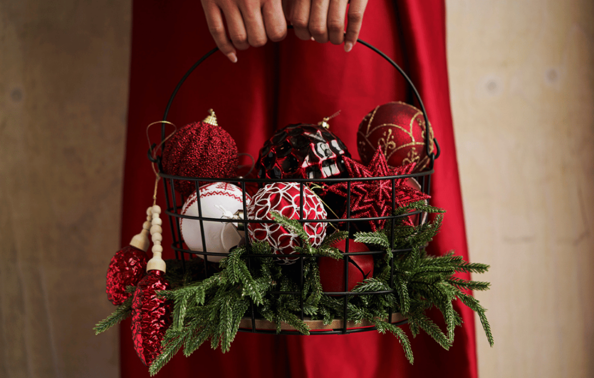 ornamenti natalizi per decorazione palline bianco e rosse