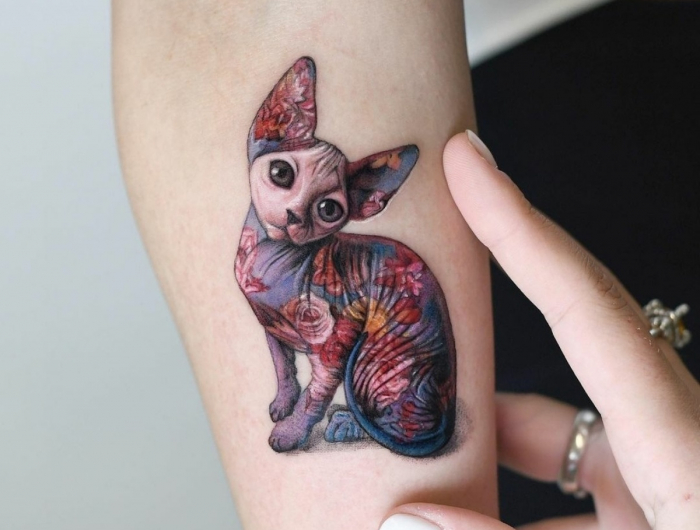 Tattoo gatto: quale significato attribuiamo a questo animale
