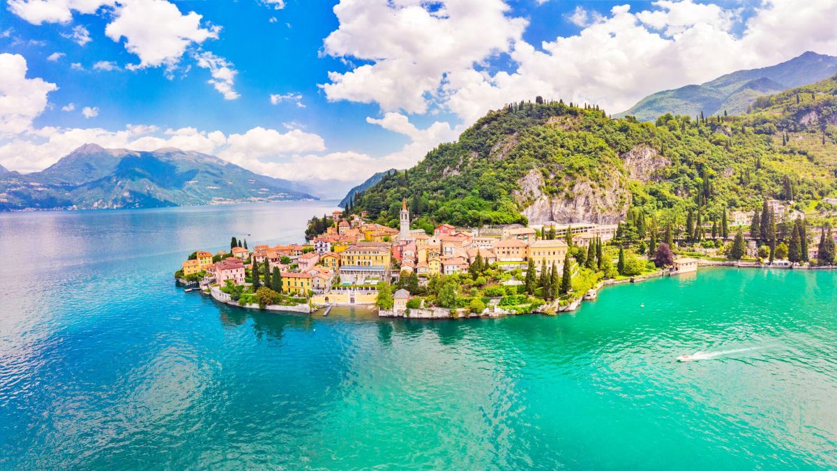 vista panoramica del lago di como in italia