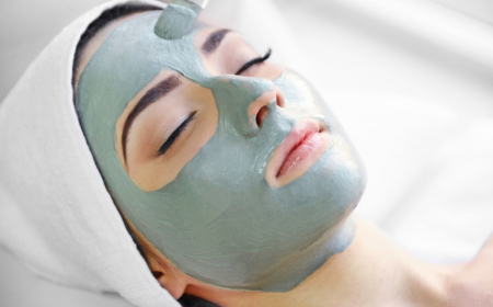 Scrub viso: il miglior alleato per una pelle liscia e luminosa