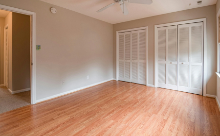 Pavimento laminato in salotto: vantaggi e consigli per la scelta